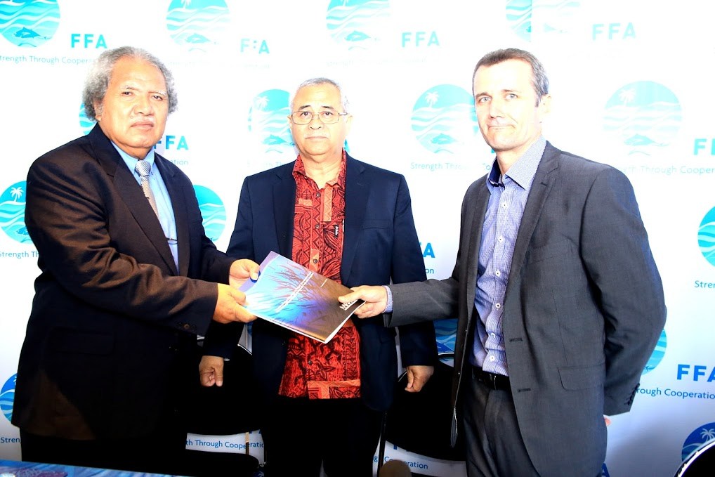 Launching the Pacific’s Quantifying IUU report in 2016: Hon. Eilsala Pita, James Movick, and Duncan Souter. Photo Lisa WIlliams-Lahari.